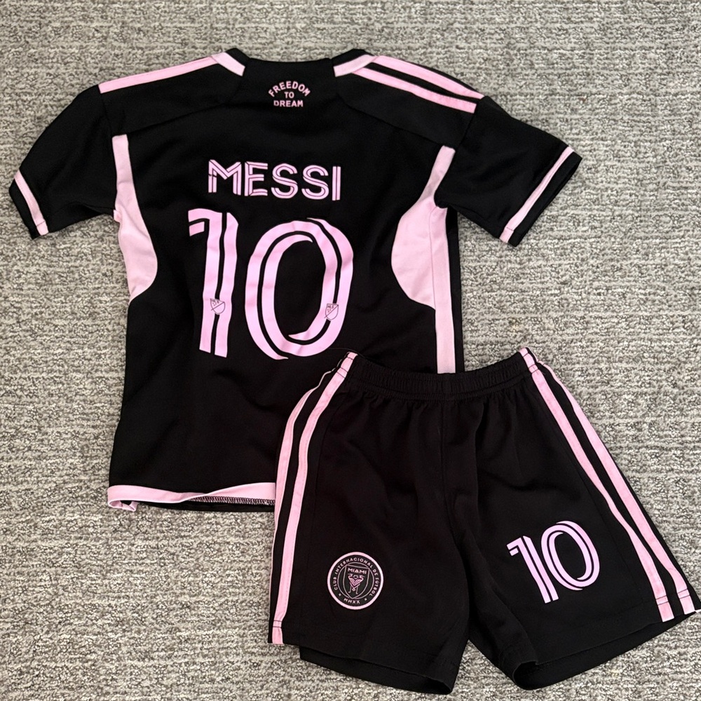 Kids Black and Pink Soccer Messi Jersey and shorts